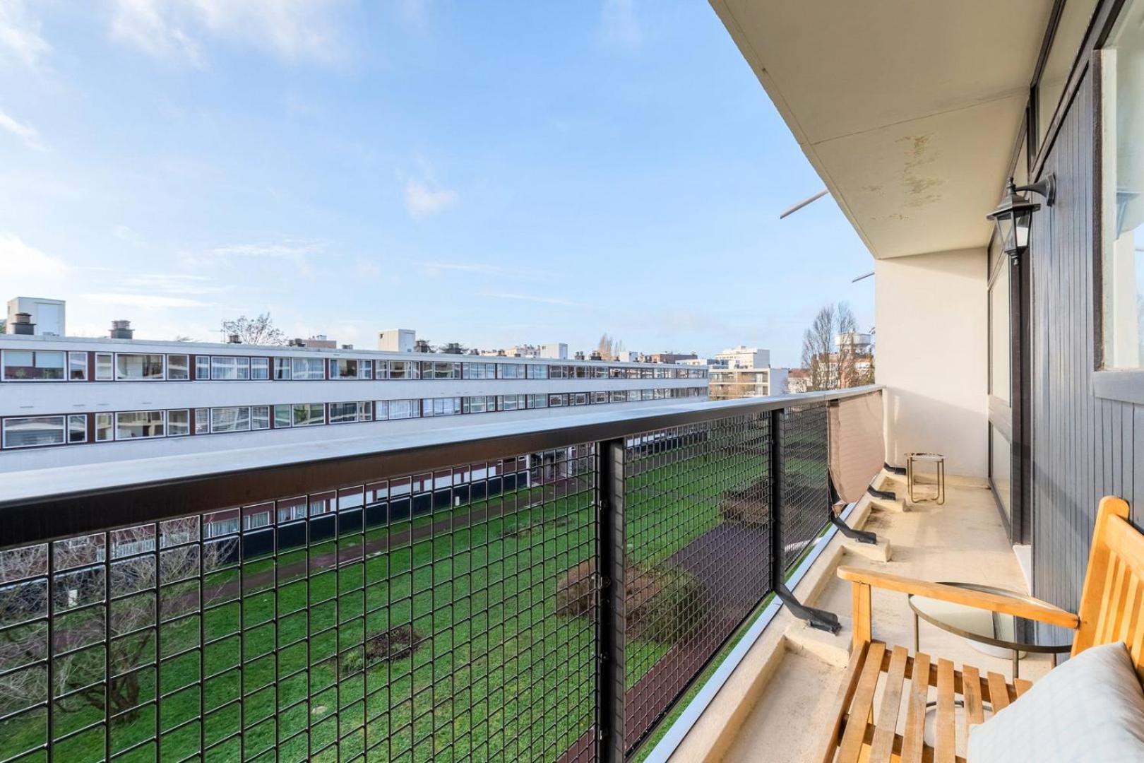 Stmaur Equipped With Elevator Apartamento Lila