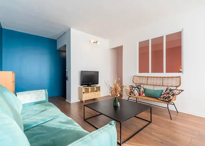 Lille Stmaur Equipped Apartment With Elevator